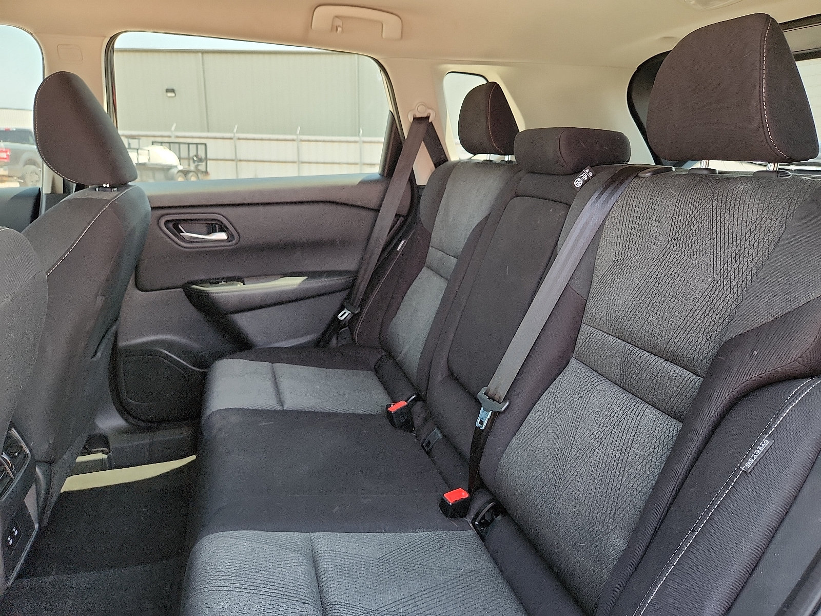 Used 2024 Nissan Rogue SV FWD image 10