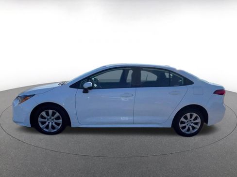Used 2023 Toyota Corolla LE image 9
