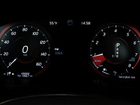 Used 2017 Volvo S90 T6 Momentum w/ Vision Package image 20