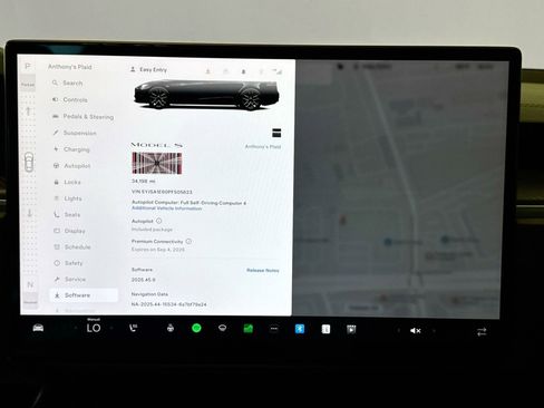 Used 2023 Tesla Model S Plaid image 22