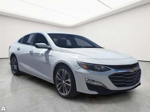 Used 2022 Chevrolet Malibu LT FWD image 8