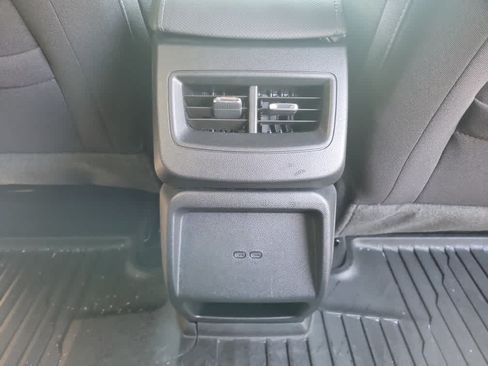 Used 2025 Chevrolet Equinox EV LT w/ Comfort Package AWD/4WD image 30