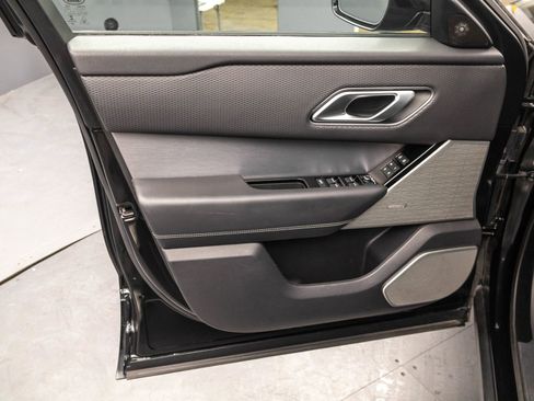 Used 2021 Land Rover Range Rover Velar R-Dynamic S AWD/4WD image 29