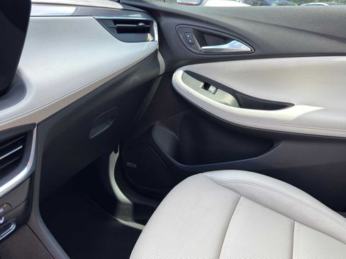 Used 2025 Buick Encore GX Avenir w/ Avenir Technology Package FWD image 16