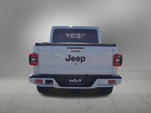 Used 2023 Jeep Gladiator Overland image 5
