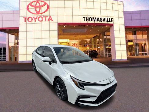 New 2025 Toyota Corolla SE FWD image 3