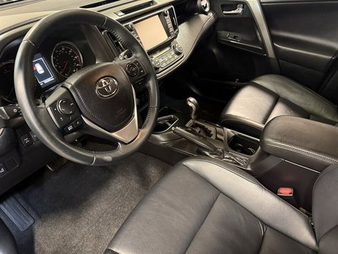 Used 2016 Toyota RAV4 SE w/ Advanced Technology Package AWD/4WD image 17