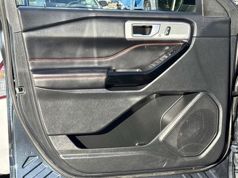 Used 2023 Ford Explorer ST-Line image 25