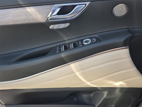 New 2026 Genesis GV80 2.5T Select image 13