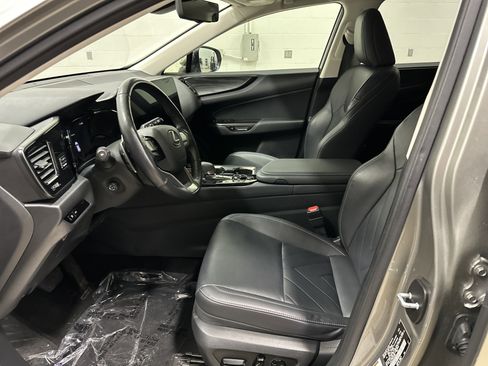 Used 2022 Lexus NX 350h AWD image 16