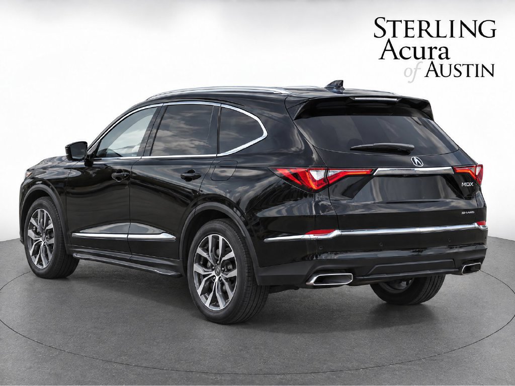 Certified 2023 Acura MDX w/ Technology Package AWD/4WD image 3
