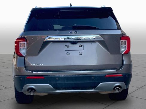 Used 2021 Ford Explorer Limited w/ Equipment Group 301A RWD image 5