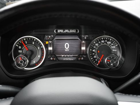 Used 2020 RAM 3500 Laramie w/ Night Edition image 21