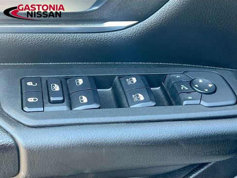 Used 2025 RAM 1500 Big Horn image 23