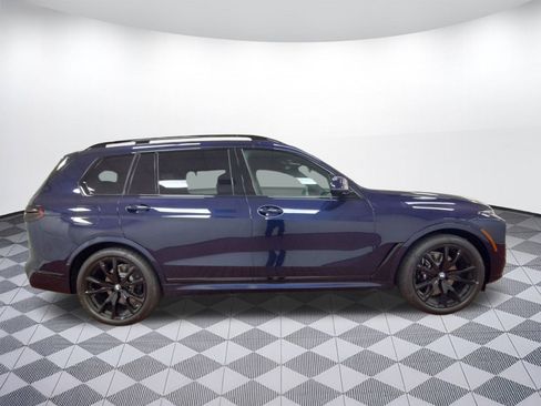 Used 2026 BMW X7 xDrive40i w/ M Sport Package image 8
