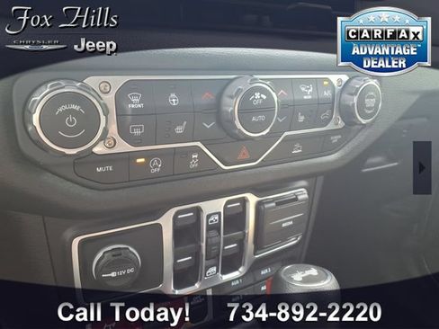 Used 2025 Jeep Wrangler Unlimited Sport AWD/4WD image 22