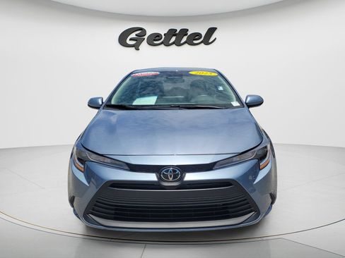 Certified 2025 Toyota Corolla LE FWD image 2