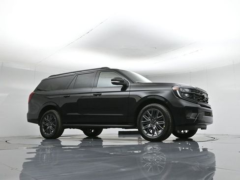 New 2026 Ford Expedition Max Platinum w/ Stealth Appearance Package image 3