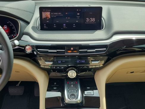 Certified 2024 Acura MDX FWD image 23