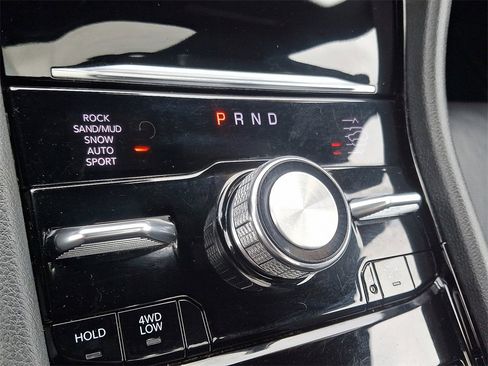 Used 2023 Jeep Grand Cherokee L Summit w/ Advanced Protech Group IV image 17