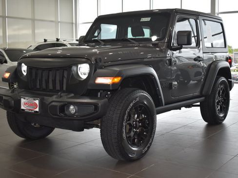 Used 2021 Jeep Wrangler Sport AWD/4WD image 6