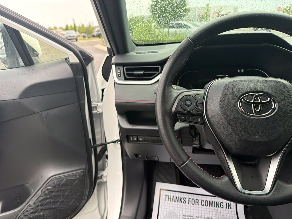 Used 2025 Toyota RAV4 SE AWD/4WD image 26