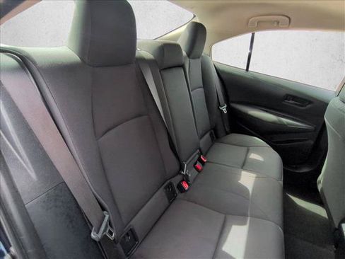 Used 2024 Toyota Corolla LE FWD image 18