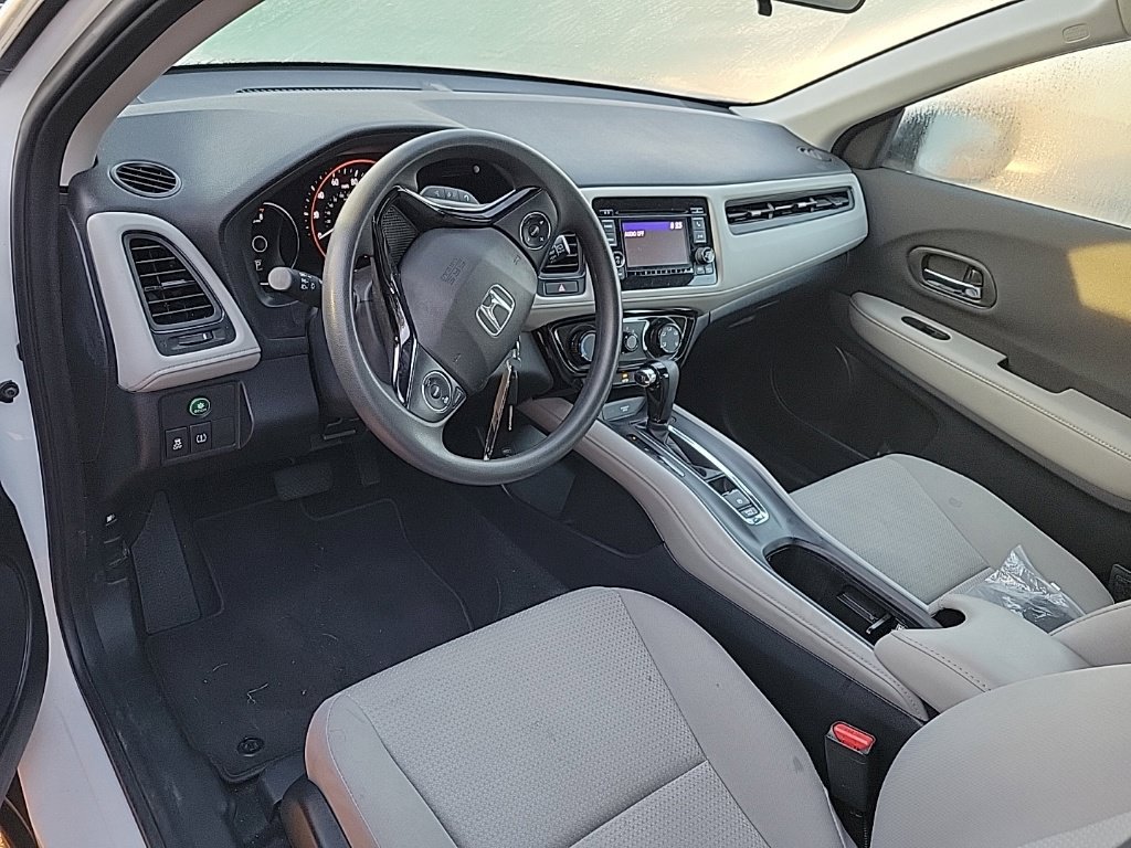 Used 2022 Honda HR-V LX image 7