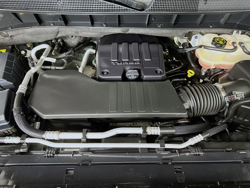 Used 2022 Chevrolet Silverado 1500 LT image 32