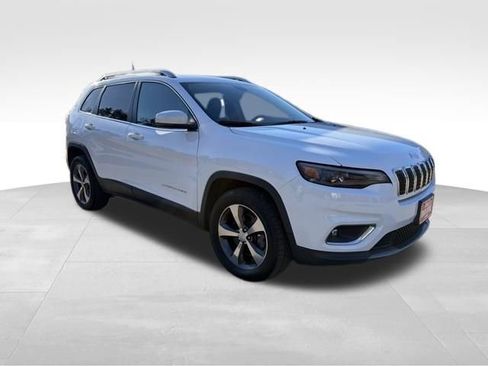 Used 2019 Jeep Cherokee Limited image 1