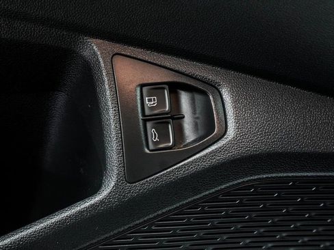 Used 2024 Volkswagen Jetta SE FWD image 41