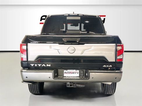 Used 2024 Nissan Titan Platinum Reserve w/ Moonroof Package image 6