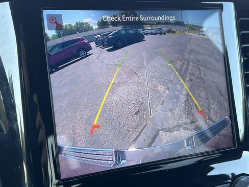 Used 2022 RAM 1500 Big Horn AWD/4WD image 25