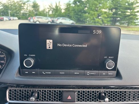 Used 2022 Honda Civic Sport image 3