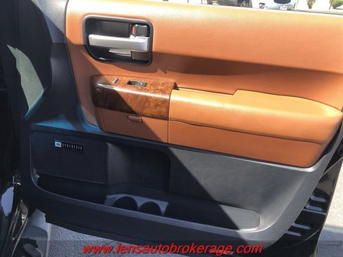 Used 2010 Toyota Sequoia Platinum RWD image 23