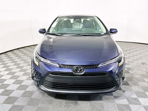 Used 2024 Toyota Corolla LE image 8