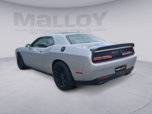 Used 2022 Dodge Challenger R/T Scat Pack w/ Shaker Package RWD image 3