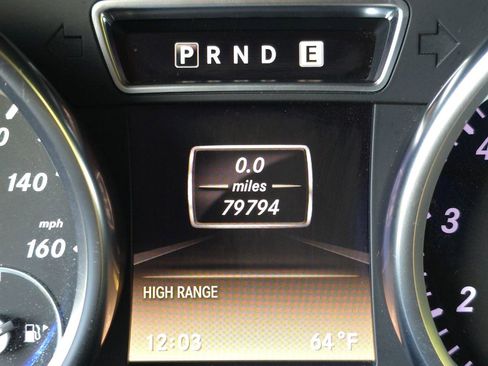 Used 2015 Mercedes-Benz G 550 SUV image 32