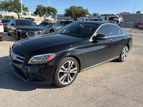 Used 2019 Mercedes-Benz C 300 Sedan w/ Premium Package image 2