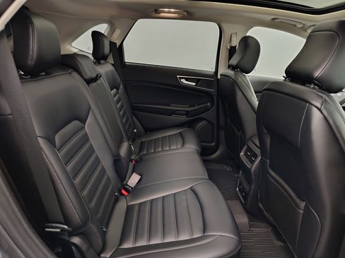Used 2022 Ford Edge SEL w/ Convenience Package image 33