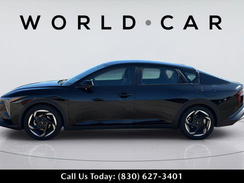 Certified 2025 Kia K4 EX FWD image 12