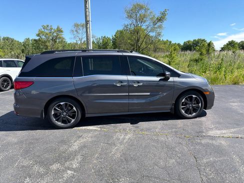 Used 2024 Honda Odyssey Elite image 7