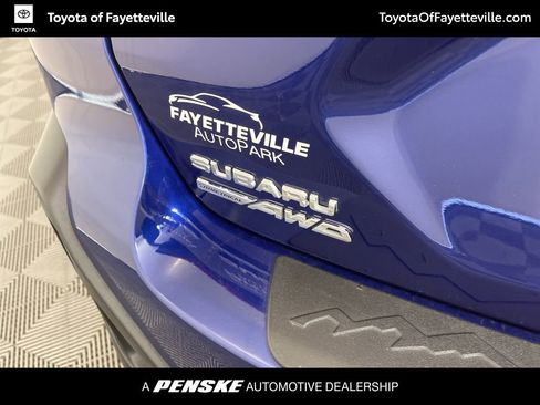 Used 2025 Subaru Crosstrek 2.0i Premium image 3