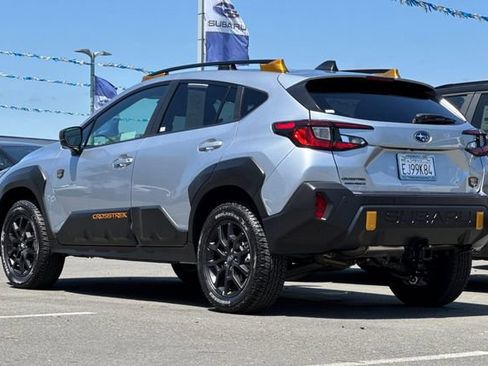 Used 2025 Subaru Crosstrek 2.5i Wilderness w/ Crosstrek Mirror Package AWD/4WD image 6