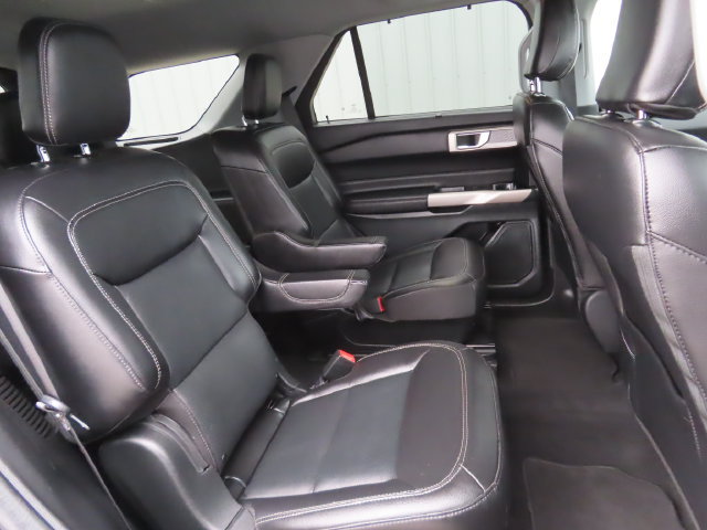 Used 2024 Ford Explorer Limited AWD/4WD image 32