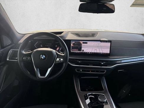 Used 2025 BMW X5 xDrive40i image 17