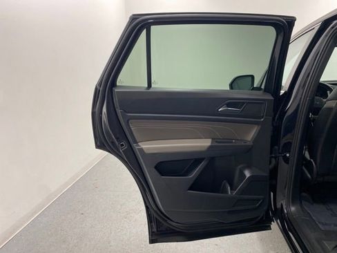 Used 2021 Volkswagen Atlas Cross Sport SEL image 29