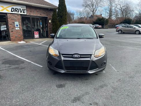 Used 2014 Ford Focus SE image 8