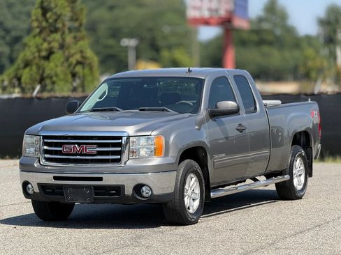 Used 2012 GMC Sierra 1500 SLE w/ Power Tech Package AWD/4WD image 6
