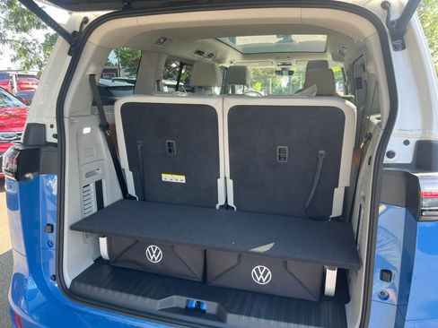 New 2025 Volkswagen ID. Buzz 1st Edition image 20